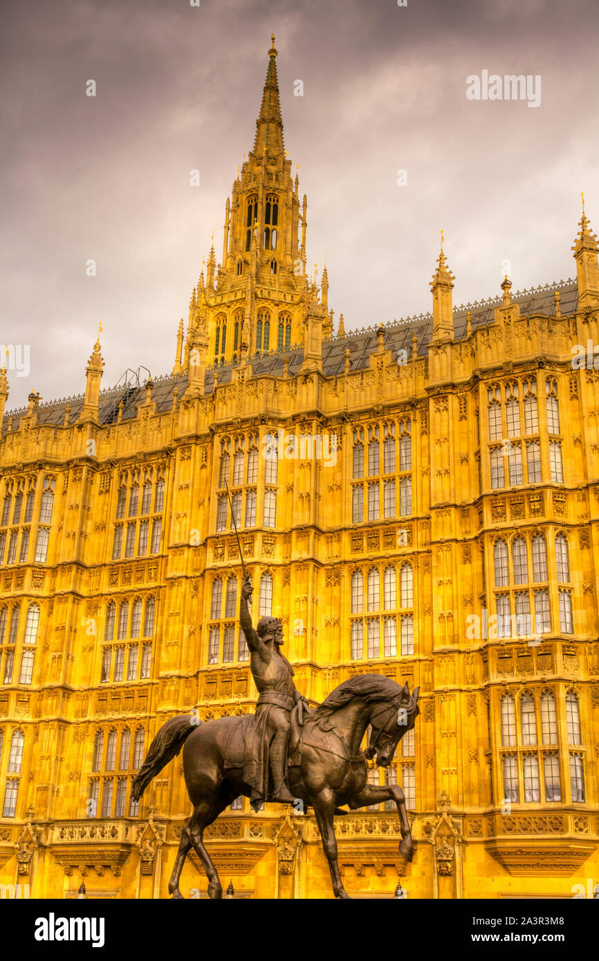 Richard Löwenherz Statue, Houses of Parliament, London, UK Stockfoto