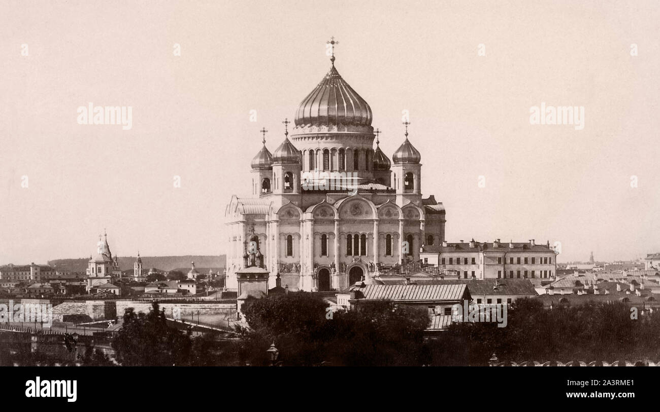 Die Christ-Erlöser-Kathedrale ist eine russisch-orthodoxe Kathedrale in Moskau, Russland, am nördlichen Ufer der Moskwa, ein paar hundert Meter Stockfoto