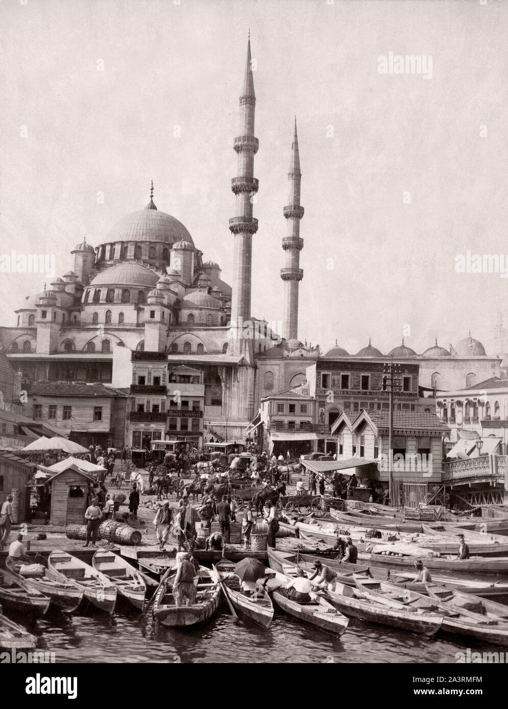 Außenansicht der Yeni Cami Moschee. Türkei, Istanbul, Ende des 19. Jahrhunderts Stockfoto