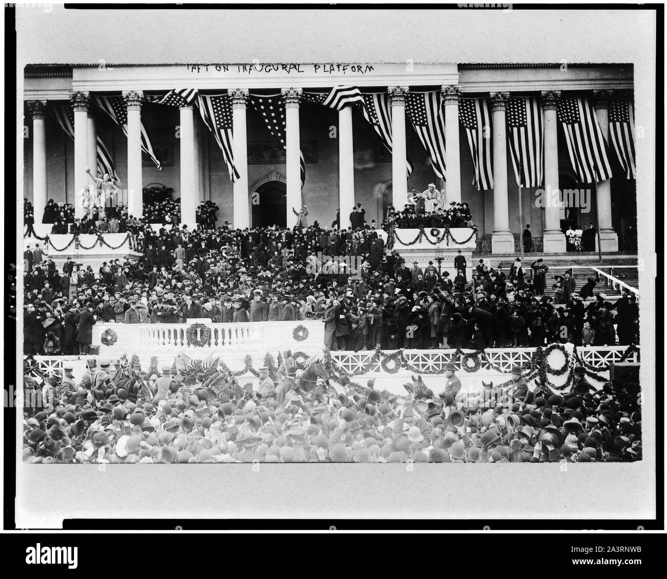 Taft auf Eröffnungs-Plattform, nach der Einweihung im Plenarsaal des Senats, 4. März 1909 Stockfoto