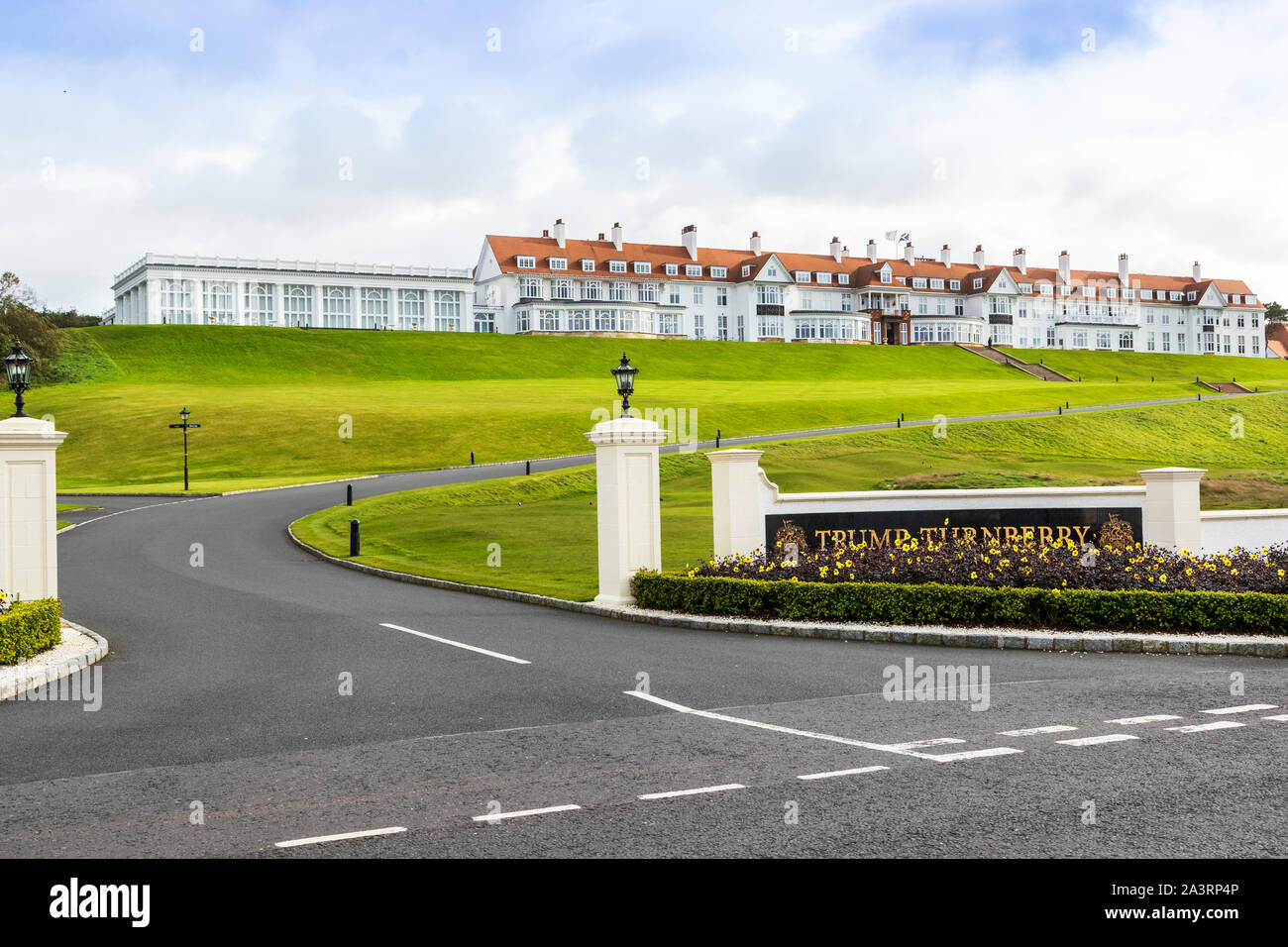 Trump Turnberry Hotel und Golf Resort, in dem die wesentlichen Zufahrtsstraße, Turnberry, Ayrshire, Schottland, Großbritannien Stockfoto