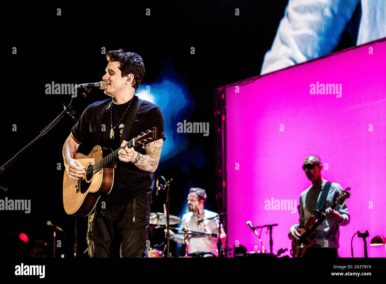 Kopenhagen, Dänemark. 06.Oktober 2019. Der amerikanische Sänger, Gitarrist und Musiker John Mayer führt ein Live Konzert im Royal Arena in Kopenhagen. (Foto: Gonzales Foto - Lasse Lagoni). Stockfoto