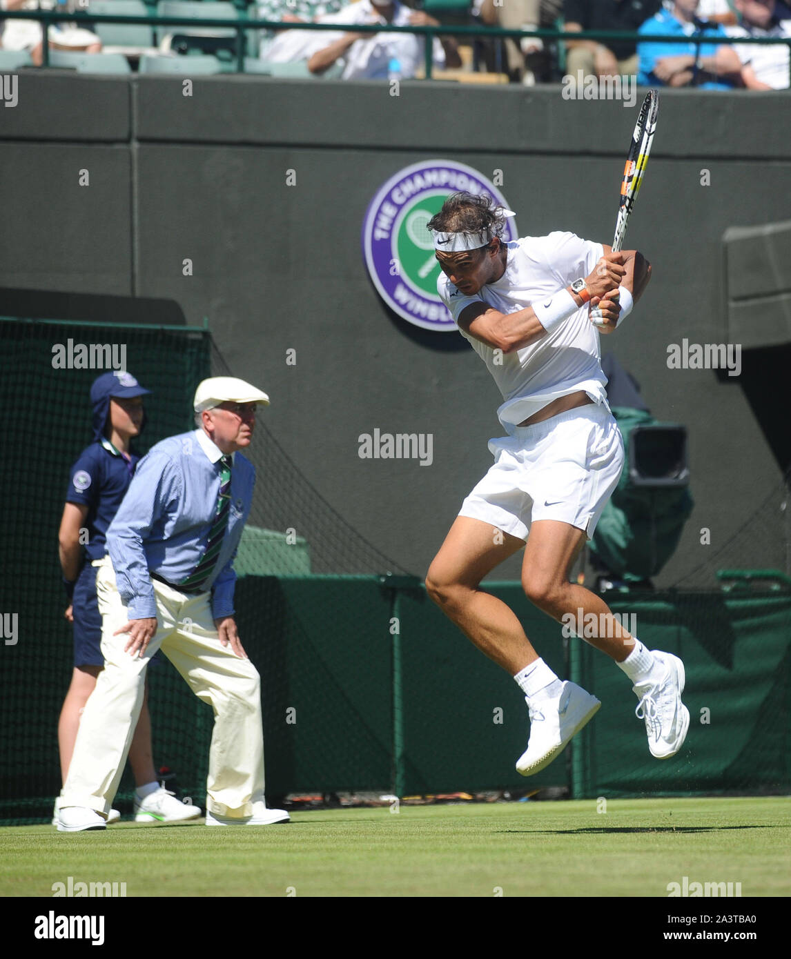 Foto muss Gutgeschrieben © Kate Grün/Alpha Presse 079819 30/06/2015 Rafael Nadal in Wimbledon Tennis Championships 2015 in London Stockfoto