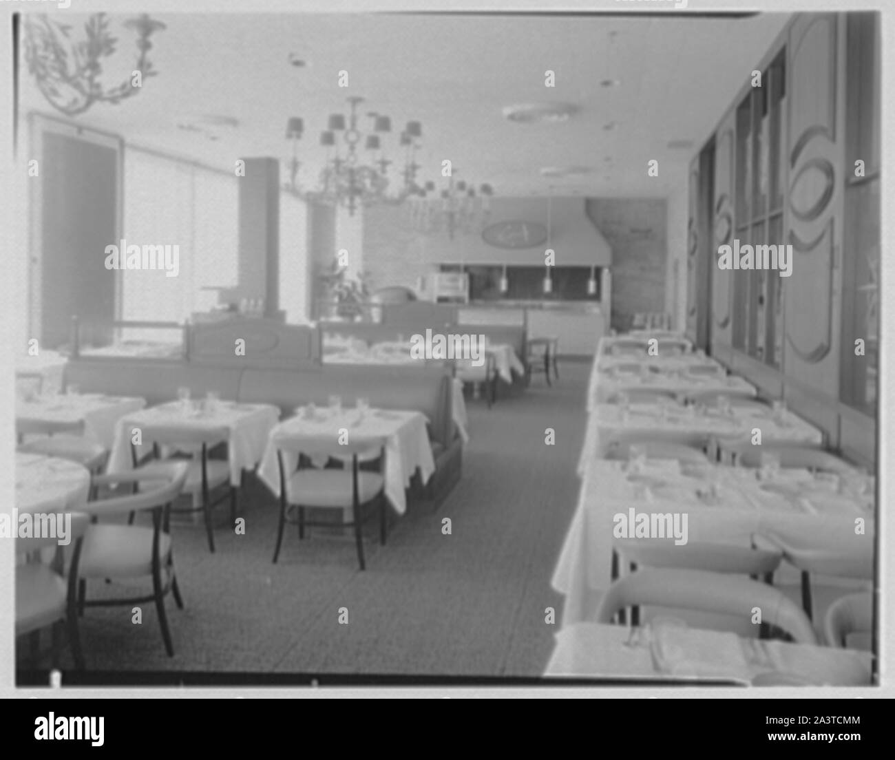 Restaurant mit Terrasse, Fred Harvey Corp., Hauptstadt Ct., Milwaukee, Wisconsin. Stockfoto