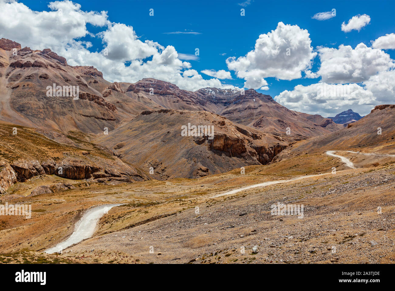 Manali-Leh-Straße im Himalaya Stockfoto