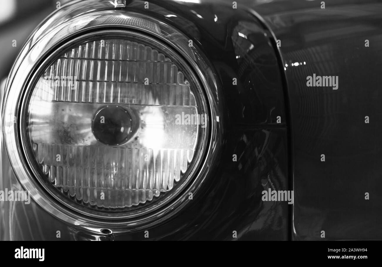 Schwarzweiss vom klassischen autodetail -Fotos und -Bildmaterial in ...