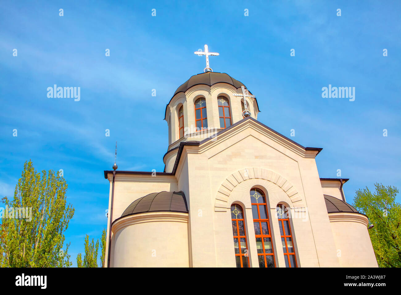 Silber Kreuz auf der Kuppel der Kirche, Kloster Curchi aus der Republik Moldau Stockfoto