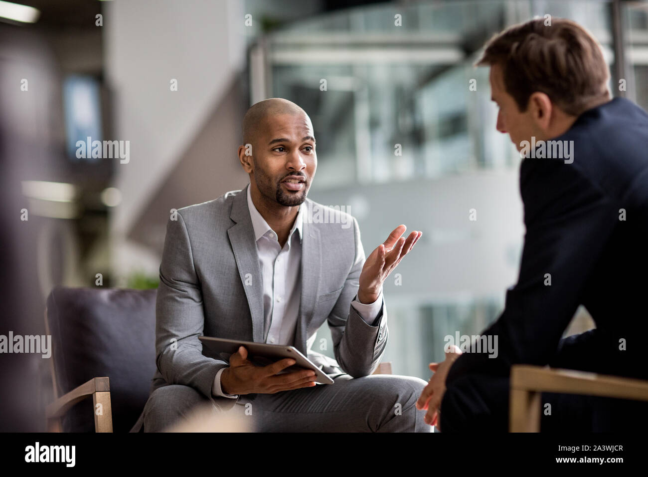 Afrikanische amerikanische Geschäftsmann in einem Corporate Meeting Stockfoto