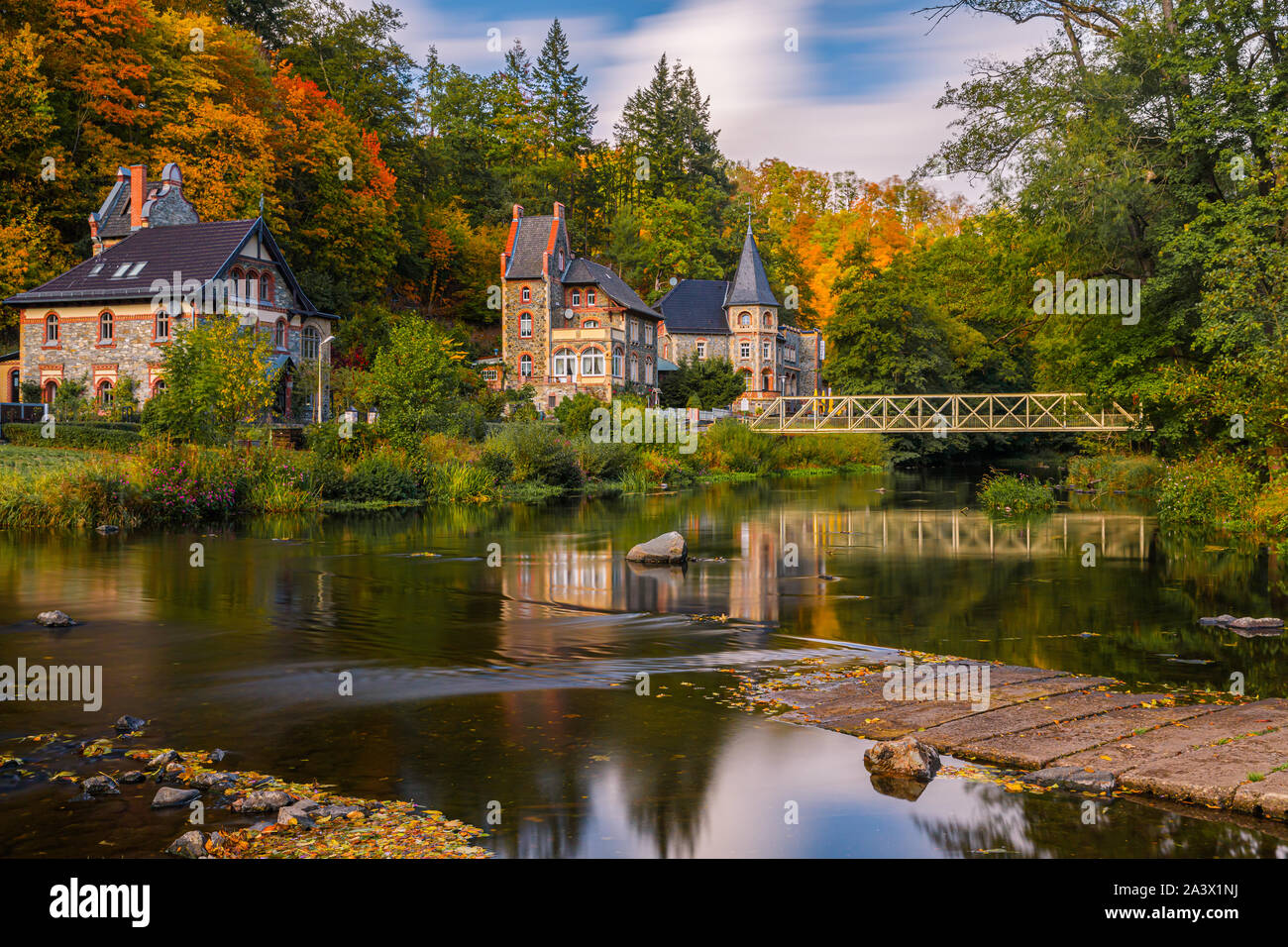 Treseburg ist eine Gemeinde im Landkreis Harz in Sachsen-Anhalt, Deutschland. Treseburg liegt am Zusammenfluss der Luppbode Stockfoto