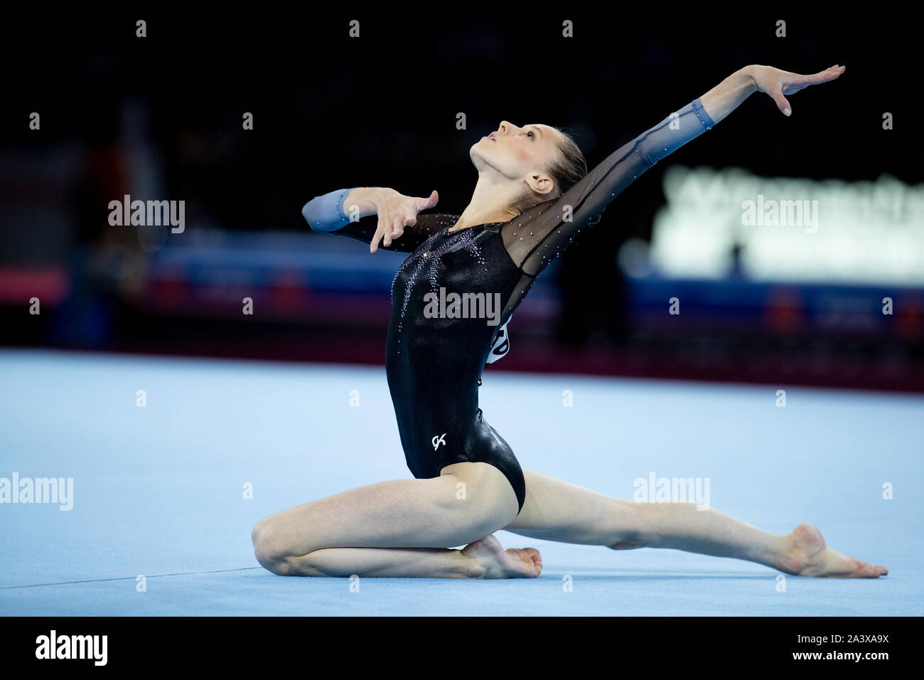 10. Oktober 2019 Stuttgart, Deutschland Wm Gymnastik Naomi Visser (NED) op vloer Stockfoto