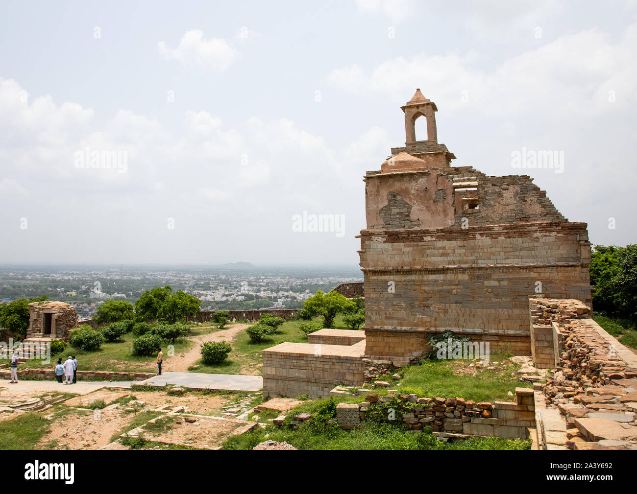 Die zerstörten Rana kumbha Palace innerhalb der mittelalterlichen Chittorgarh Fort Complex, Chittorgarh, Rajasthan, Indien Stockfoto