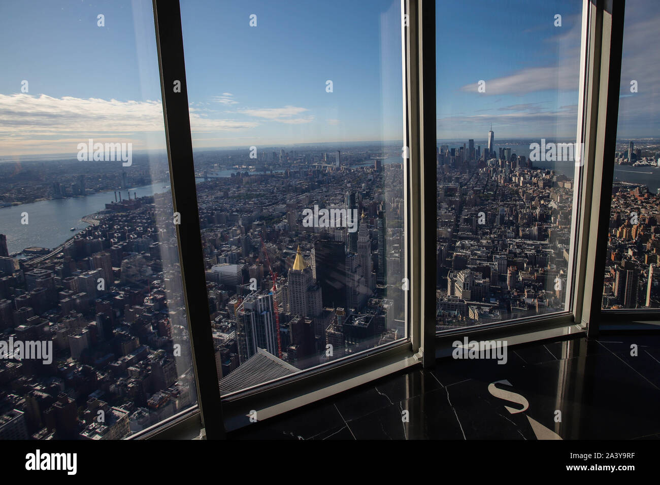 102nd Floor Stockfotos 102nd Floor Bilder Alamy
