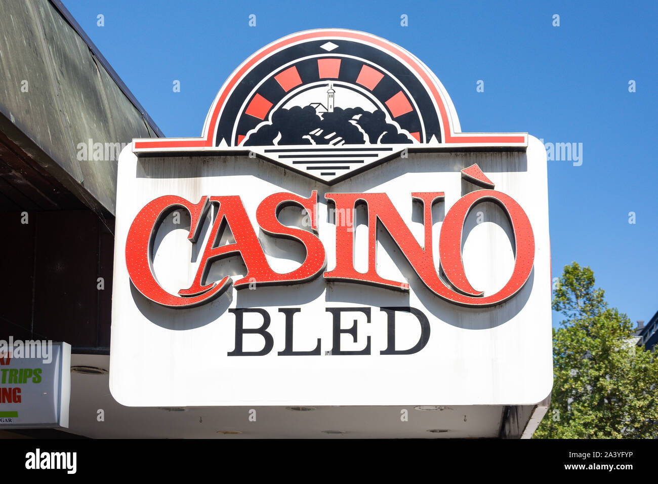 Bled Casino Eingang unterzeichnen, der See von Bled, Bled, Obere Kraina, Slowenien Stockfoto