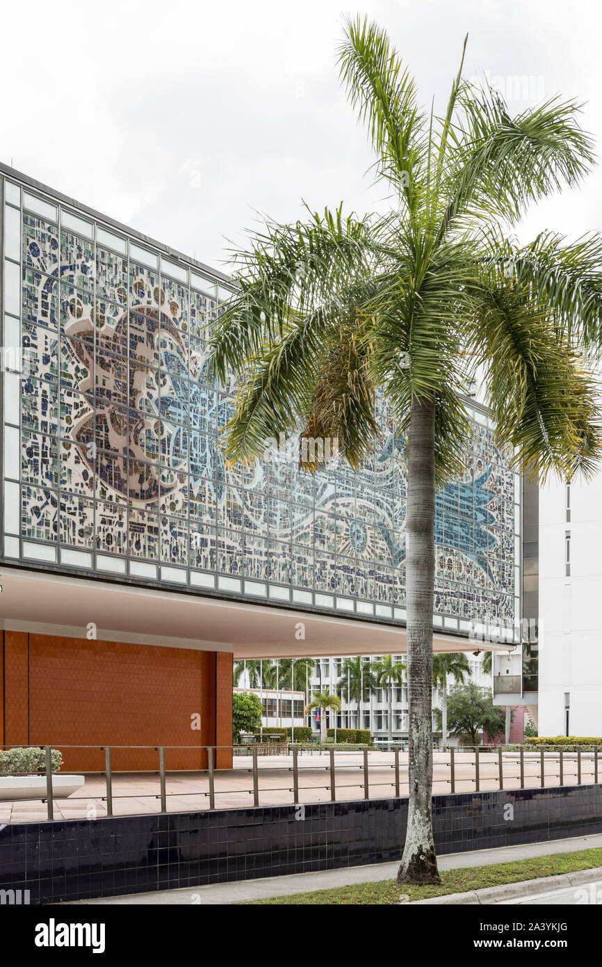 Der Anhang (aka die Jewel Box) an die Bacardi Gebäude, das ehemalige Hauptquartier von Bacardi USA, hinter der Main Tower befindet sich an der Biscayne Boulevard, Miami, Florida, USA Stockfoto
