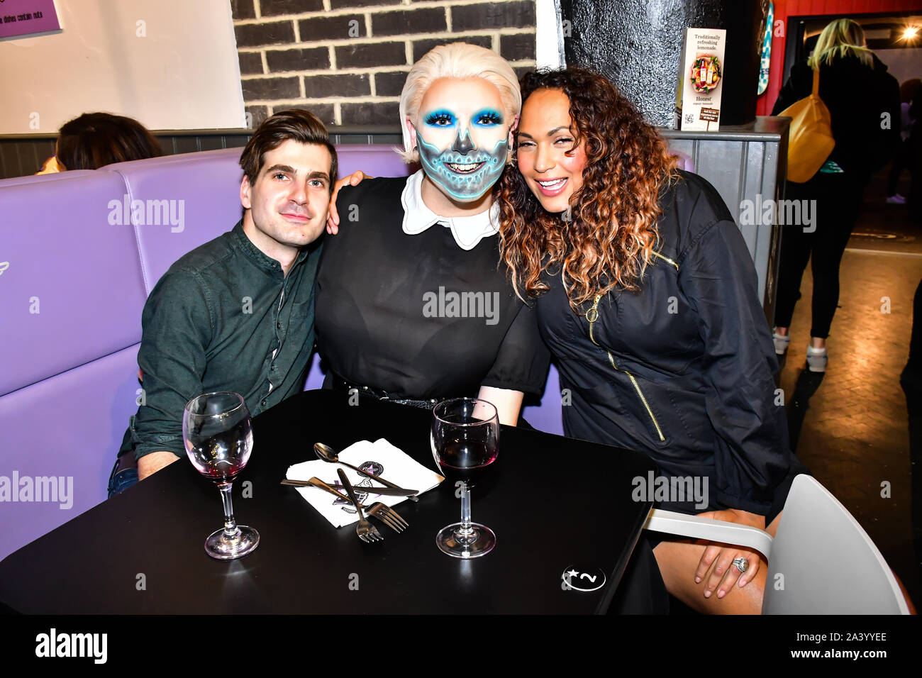 London, Großbritannien. 10 Okt, 2019. Prominente und VIP-Gäste besucht die Vorschau PhoboPhobia Live Halloween Show am 10. Oktober 2019, in der London Bridge Erfahrung & London Gräber Bild Capital/Alamy leben Nachrichten Stockfoto