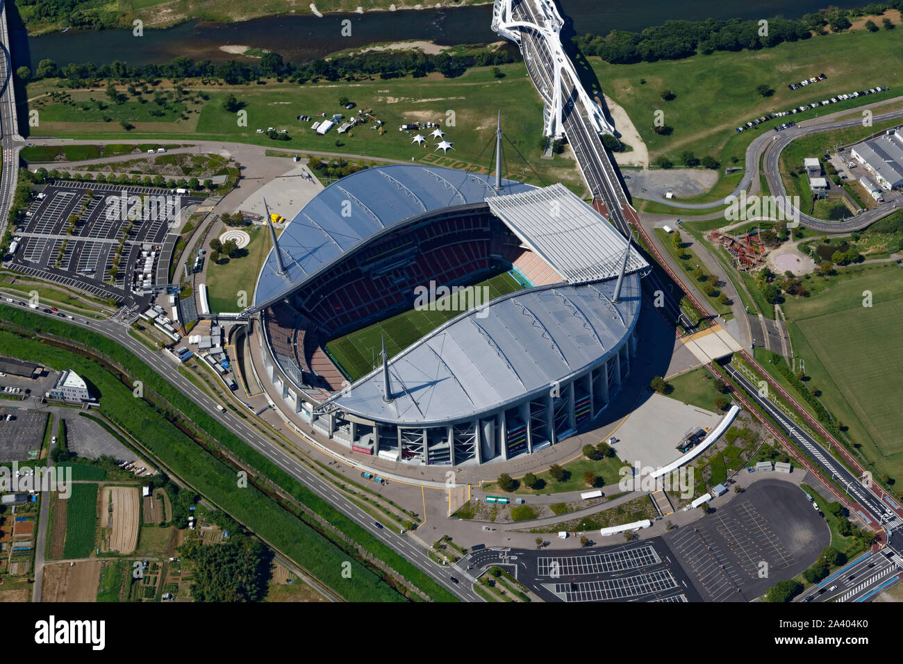 Ein Luftbild der Stadt Toyota Stadion Schauplatz für die 2019 Rugby World Cup und Heimat von Nagoya Grampus FC J.League football Mannschaft schoß am 5. Oktober 2019, Toyota, Japan. Credit: Wataru Kojo/LBA/Alamy leben Nachrichten Stockfoto