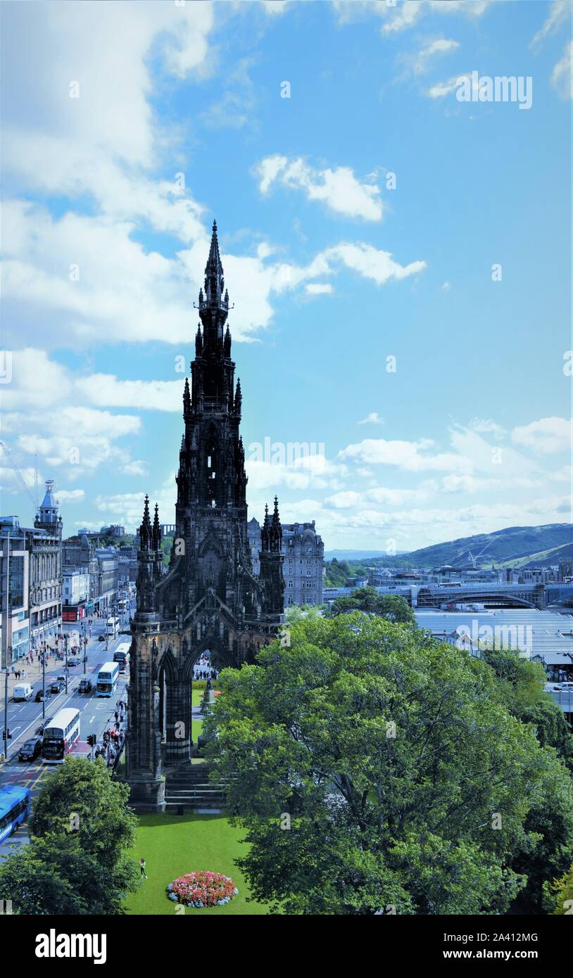 Die Sir Walter Scott Monument auf der Princess Street Edinburgh Stockfoto