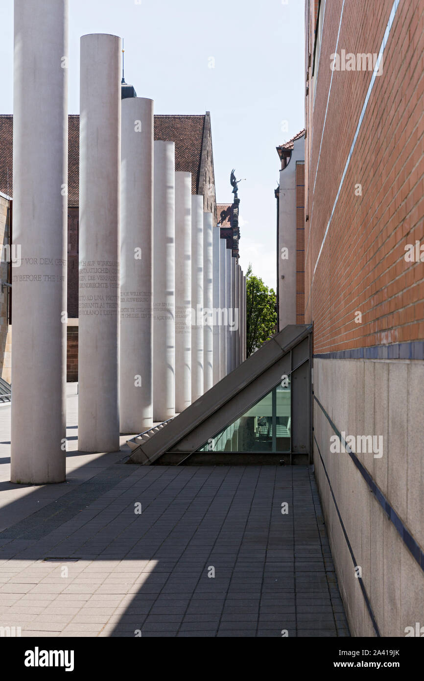 Nürnberg; Germanisches Nationalmuseum, Straße der Menschen-Rechte Stockfoto