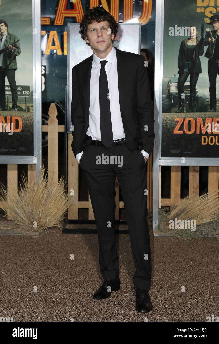 10. Oktober 2019 - Westwood, Kalifornien - Jesse Eisenberg. Premiere von Sony Pictures'' Zombieland: Double Tap' im Regency Dorf statt. Foto: PMA/AdMedia/MediaPunch Stockfoto