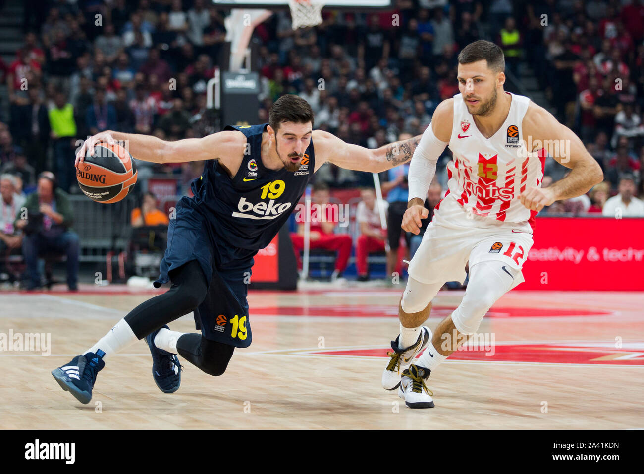 Belgrad, Serbien. 10 Okt, 2019. Nando de Colo von Fenerbahce Istanbul Beko konkurriert gegen Billy Baron von Crvena Zvezda mts Belgrad. Credit: Nikola Krstic/Alamy leben Nachrichten Stockfoto