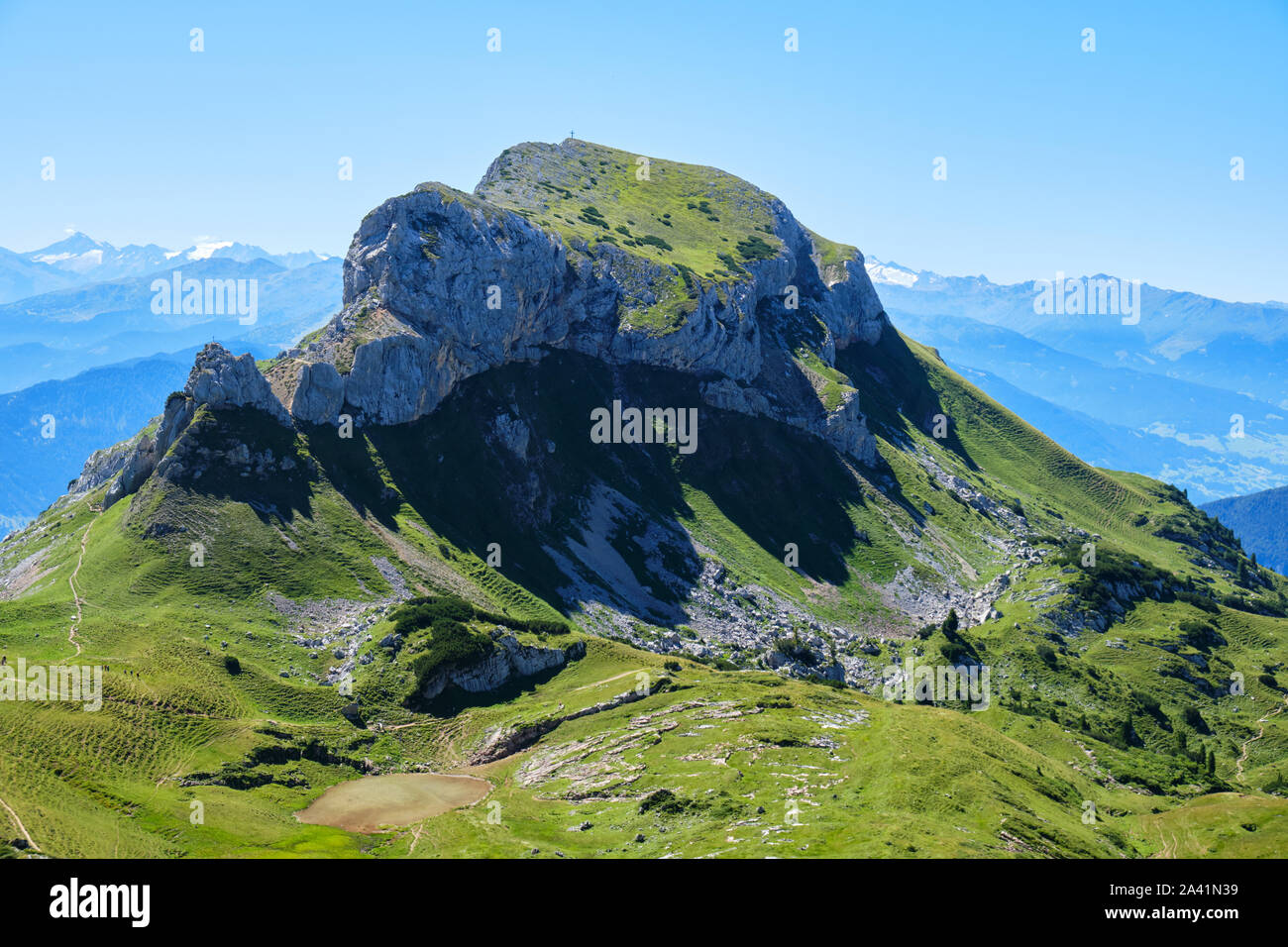 Haidachstellwand Peak bei 2192 m, als aus der 5 Gipfel Klettersteig Route im Rofangebirge gesehen. Stockfoto