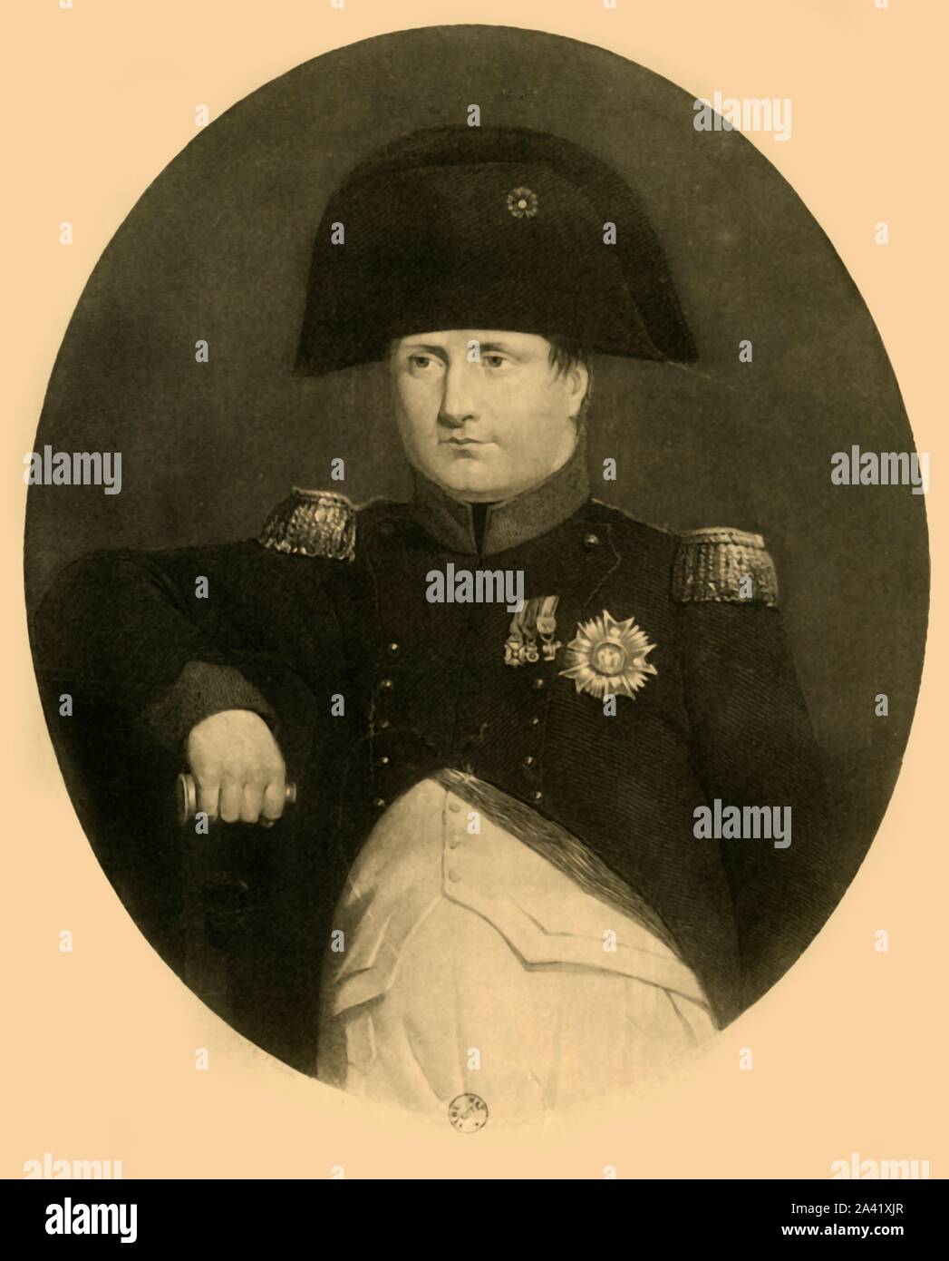 Napoleon an Bord der "bellerophon", Juli 1815, (1921). "Napoleon à la coup&#xe9;e Du'Bell&#xe9;rophon''. Portrait von Kaiser Napoleon I (1769-1821) nach seiner Kapitulation zu Captain Frederick Maitland der "bellerophon", die ihn nach England gebracht. Er wurde an Bord in Plymouth Sound, während sein Schicksal entschieden wurde. Er erschien in der Regel bei etwa 18:00 Uhr zugunsten der boatloadss der Touristen, der es ermöglichte, Charles Lock Eastlake schnelle Skizzen aus dem Leben zu machen. Gravur nach 'Napoleon Bonaparte an Bord der "bellerophon" in Plymouth Sound', Gemälde von Hopewell Junction, in der Nationalen M Stockfoto