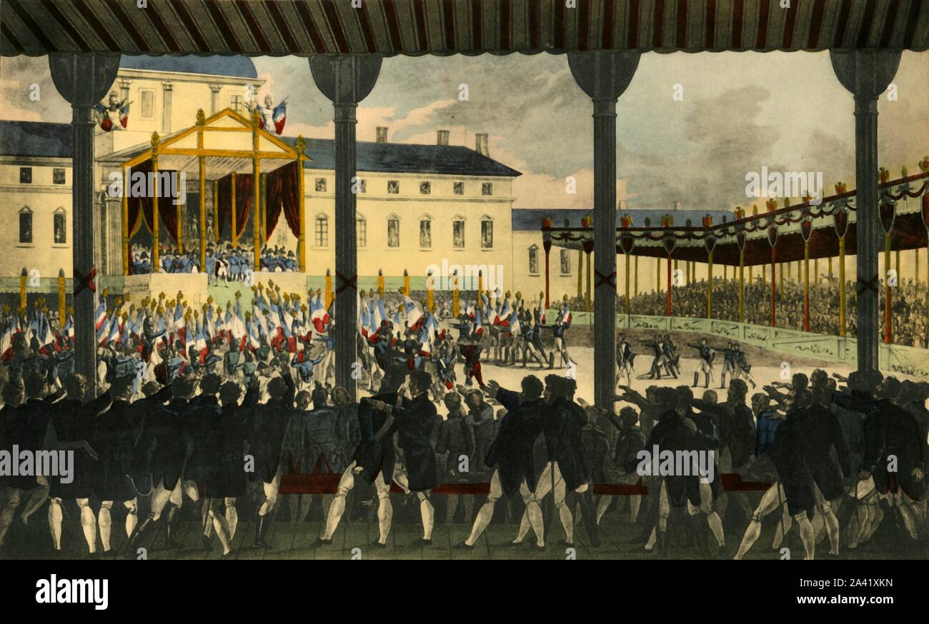 'Vue Int&#xe9;rieure De L'Assembl&#xe9;e Du Champ-De-Mai Au Moment De La Pr&#xe9; Stellung des Drapeaux", 1. Juni 1815, (1921). Die Masse auf dem Champ de Mai in Paris, wie die Flags werden vorgestellt. Kaiser Napoleon I (1769-1821) auf den Stufen des Imperial Tribüne, begrüßt die Farben als Massen auf. Kupferstich von Jean Pierre-Marie-Jazet nach Pierre Martinet. Von "Napoleon" von Raymond Guyot, [H. Mehlig, Paris, 1921] Stockfoto