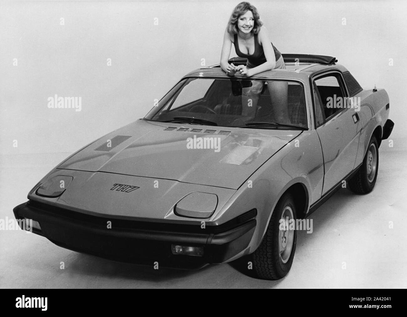 1976 Triumph TR7 mit weiblichen Modell. Stockfoto
