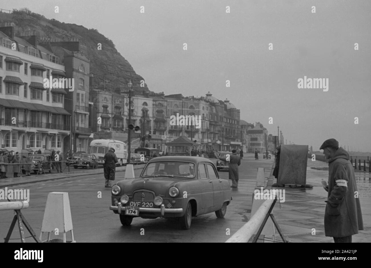 1954 Ford Zephyr, J., S. Wren auf Redex-Rallye. Stockfoto