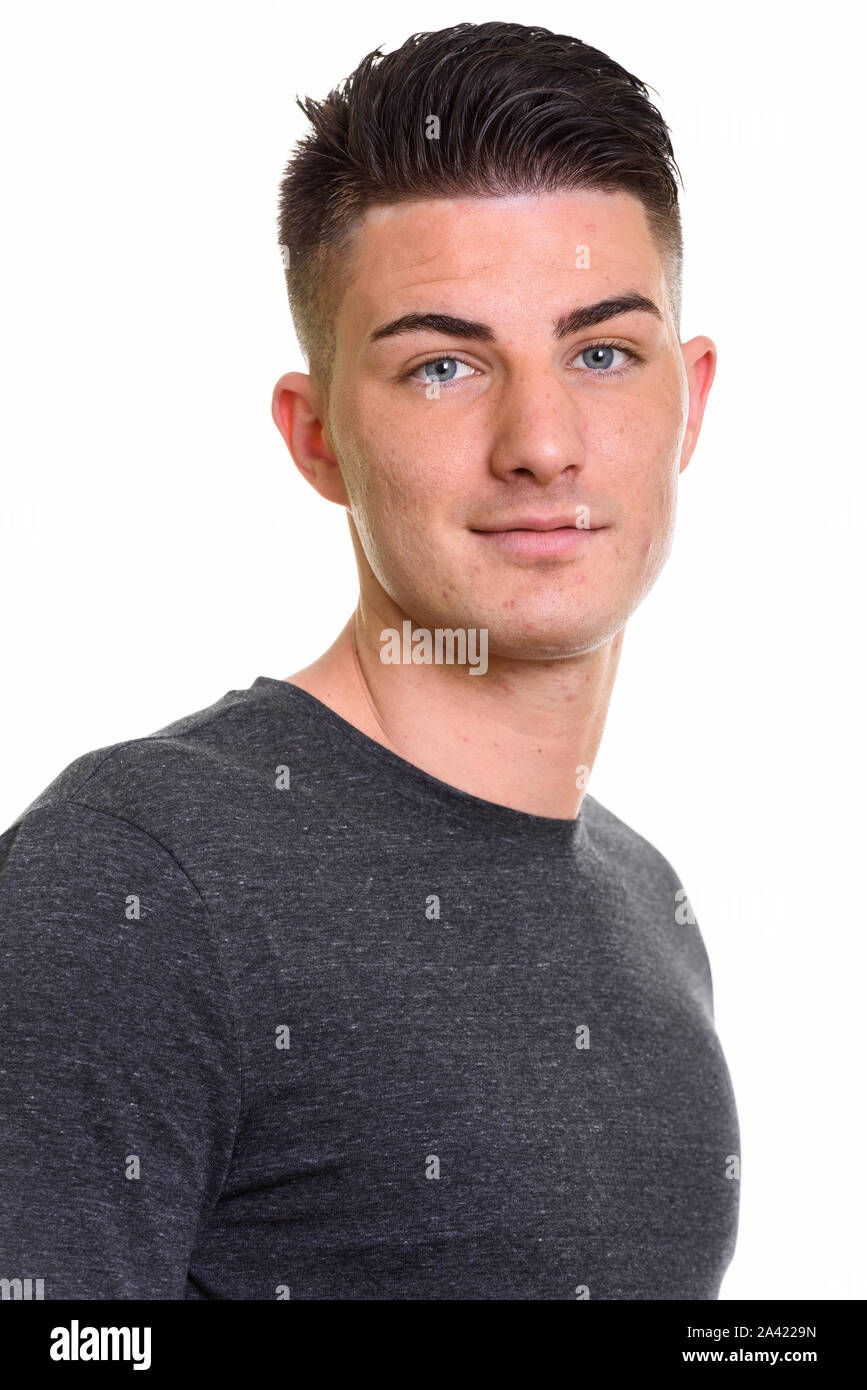 Gesicht der jungen gutaussehenden Mann an der Kamera auf der Suche Stockfoto