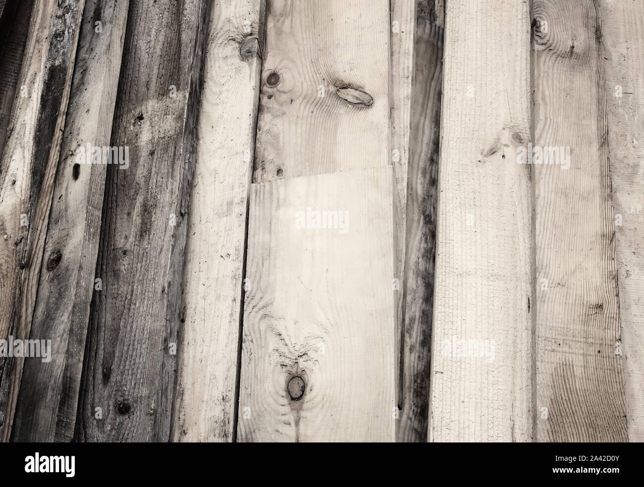 Hintergrundbild: Roh- und alte Kiefer Bretter. Stockfoto