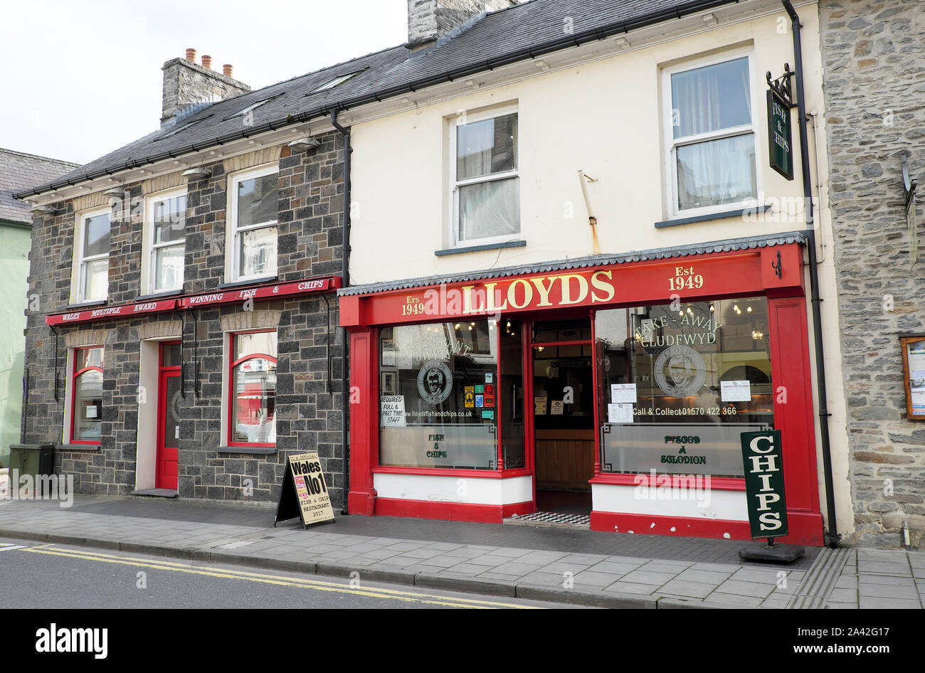 Lloyds Fish & Chip Shop, Wales Nr. 1 Außenansicht in Lampeter auf Bridge Street Ceredigion Wales UK KATHY DEWITT Stockfoto
