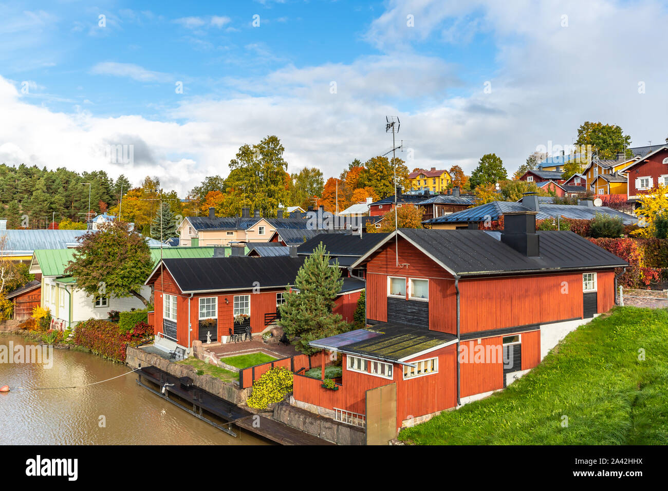 Alte rote Holzhäuser in der Altstadt von Porvoo.Finnland Stockfoto