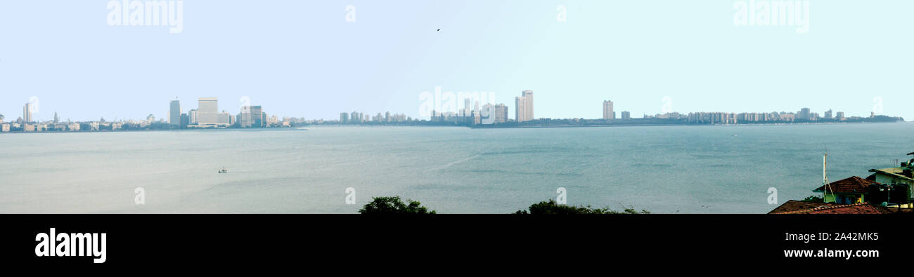 Panoramablick von NARIMAN POINT CUFFE PARADE UND MARINE NAGAR, Mumbai, Maharashtra, Indien Stockfoto
