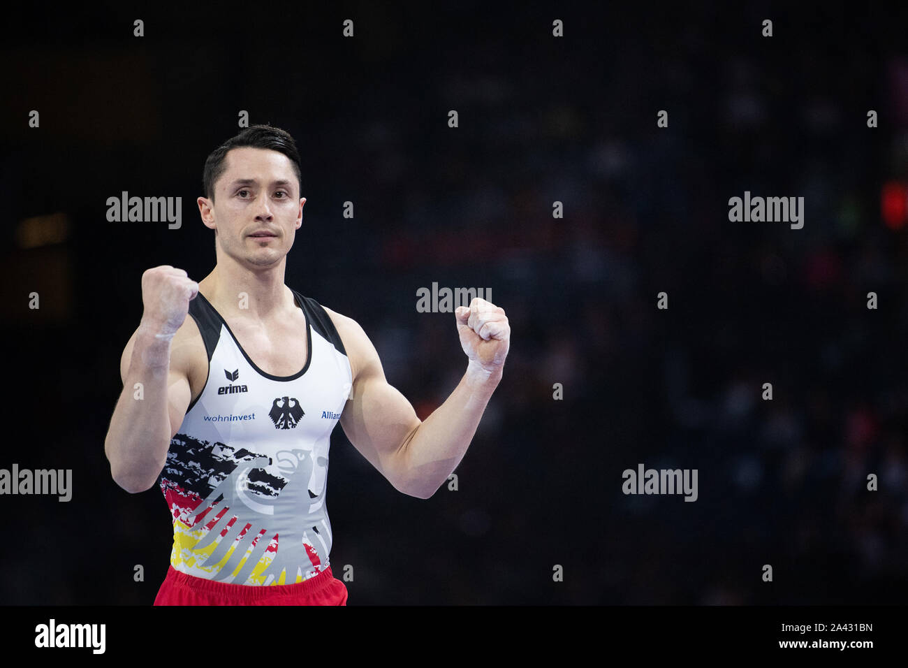 Stuttgart, Deutschland. 11 Okt, 2019. Gymnastik: Weltmeisterschaft, rundum, Männer, endgültig. Andreas Toba aus Deutschland gestikulierte. Credit: Sebastian Gollnow/dpa/Alamy leben Nachrichten Stockfoto