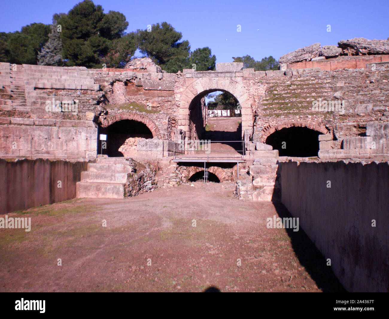 Römische Amphitheater Im 1. Jahrhundert in Augusta Emerita Schauplatz für Gladiatoren kämpfen In Merida datiert. Am 29. Januar 2010. Merida, Badajoz, Extremad Stockfoto