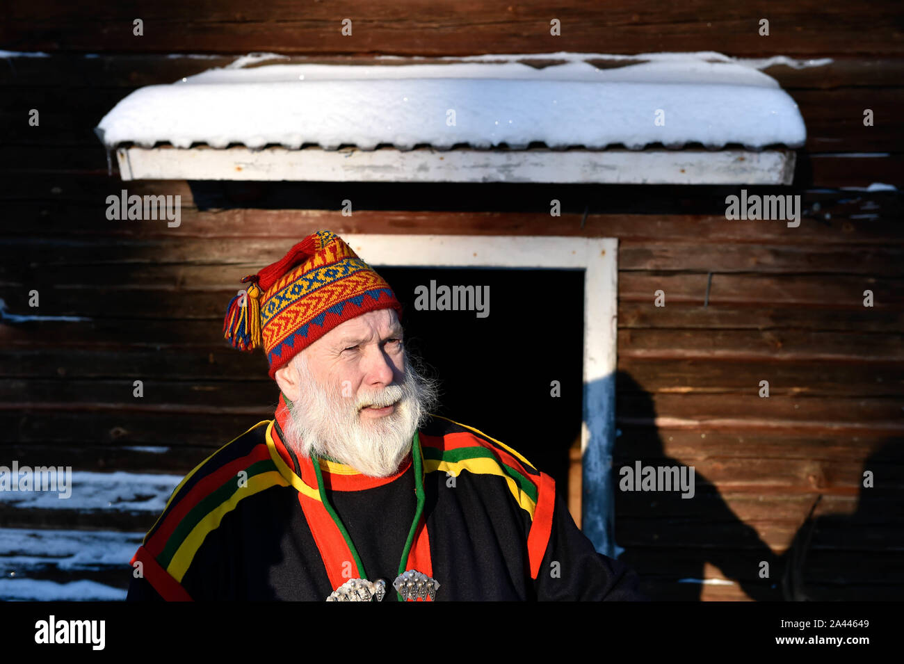 Lars Eriksson war ein Rentierzüchter, begann er als Herder 1957 aber ist jetzt im Ruhestand. Stockfoto