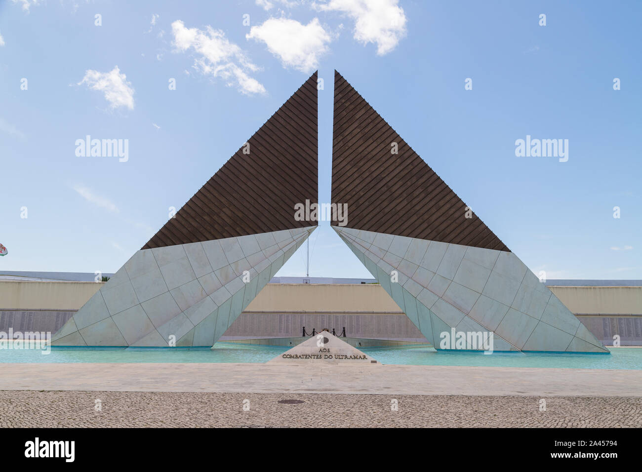 Lissabon, Portugal - 11. AUGUST 2019: Das Denkmal für die überseeischen Kombattanten in Lissabon. Stockfoto