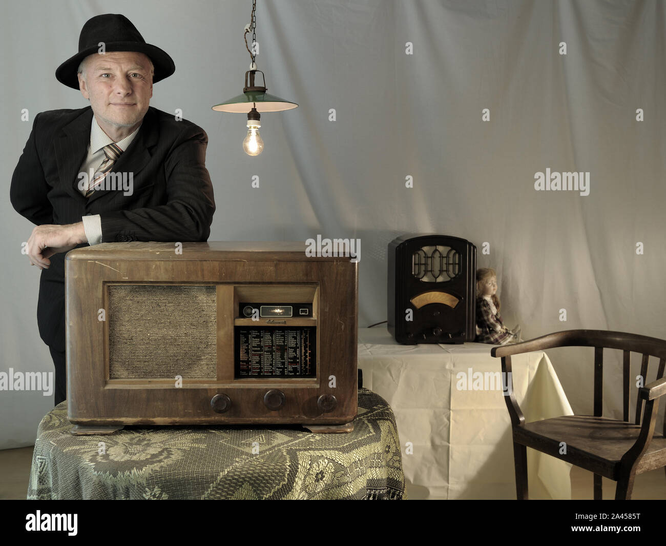 Historische Radios 1933 und 1937, Deutschland Stockfoto