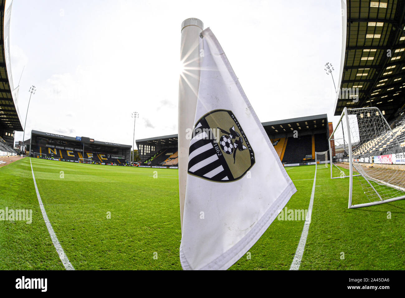 NOTTINGHAM, ENGLAND. 12. Oktober Fahne während der Vanarama nationalen Liga Match zwischen Notts County und Torquay United am Meadow Lane, Nottingham am Samstag, den 12. Oktober 2019. (Credit: Jon Hobley | MI Nachrichten) Editorial nur mit der Credit: MI Nachrichten & Sport/Alamy leben Nachrichten Stockfoto