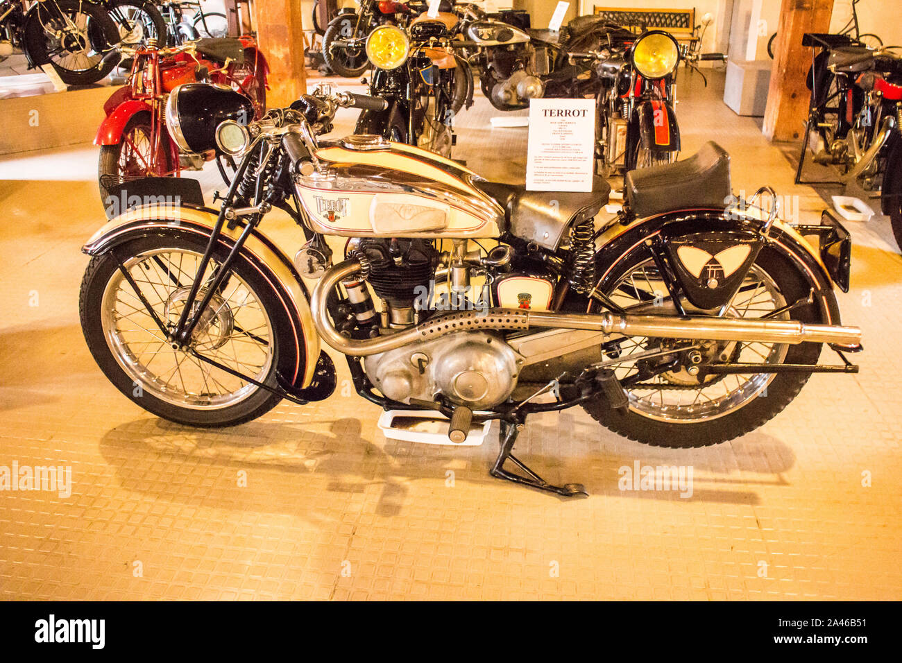 Moto ancienne Magnat Debon - Motos