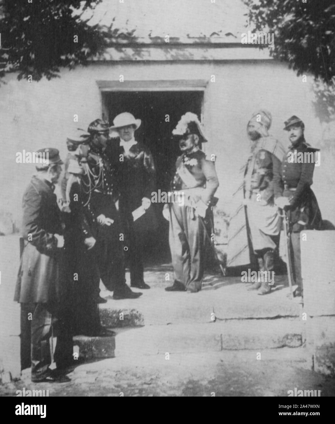 Fenton, Roger-Gruppe im Hauptquartier (von links nach rechts) - Herr Burghersh, ein A.D. C., Oberst Vico, Lord Raglan, Marschall Pélissier, ein Spahi, ein A.d.c. Stockfoto