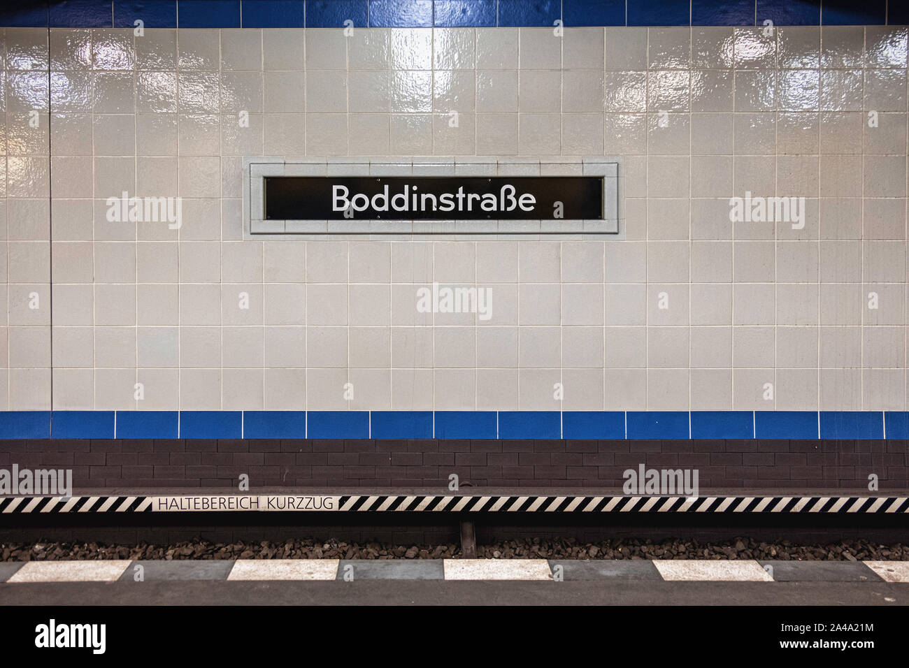 Berlin, Neukölln Boddinstrasse U-Bahn, U-Bahnhof und Bahnhof Name Stockfoto