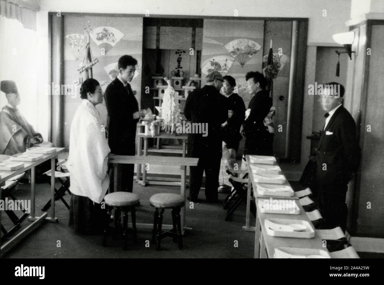 In ein Japanisches Restaurant, Japan 1958 Stockfoto