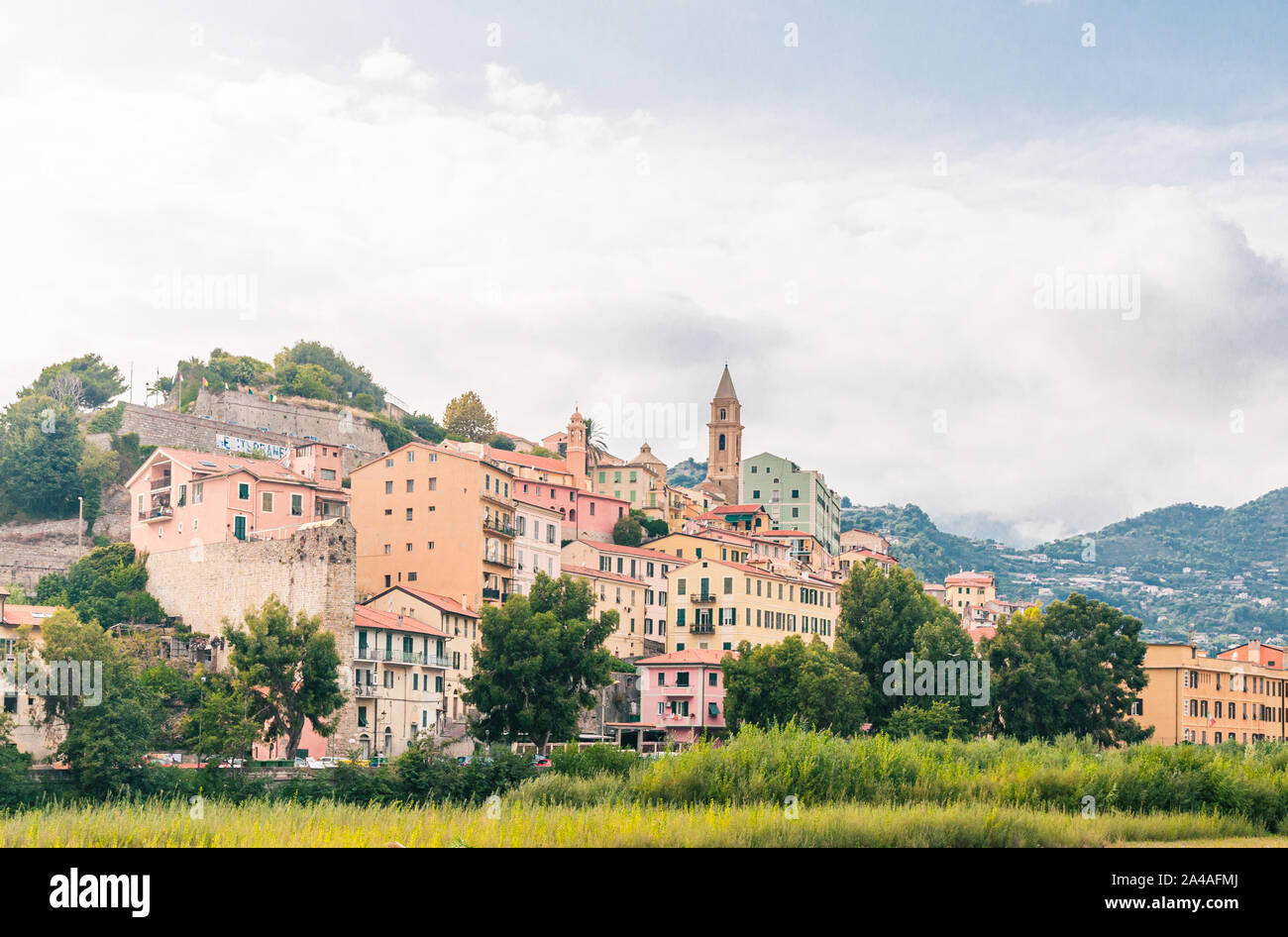 Ventimiglia coast Fotos und Bildmaterial in hoher Auflösung Alamy