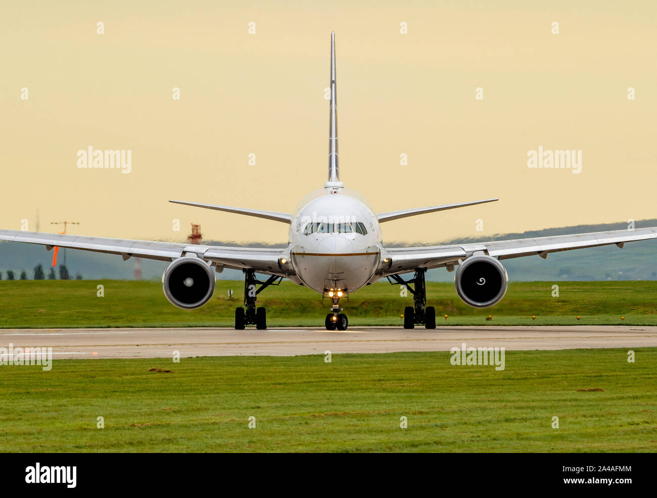 United Airlines,767-400 Abflug auf dem Flughafen Manchester (N 66051) Stockfoto