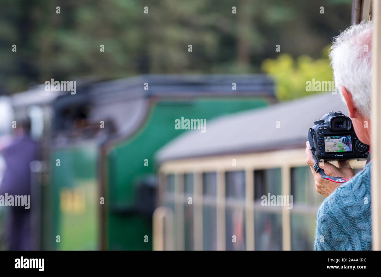 Ex South African Railways NGG 16 Klasse Garratt in grünen Lackierung, die auf den Ffestiniog und Welsh Highland Railway, North Wales, UK Stockfoto