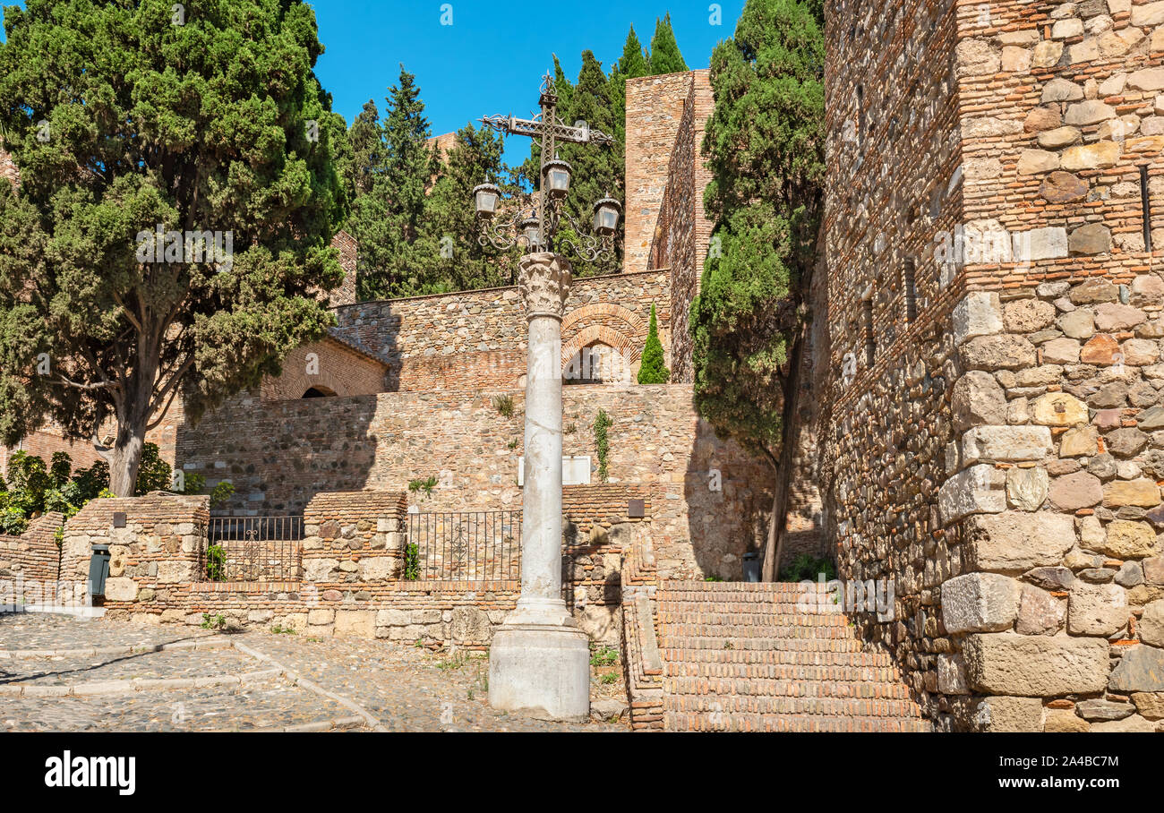 Eingang die maurische Festung Alcazaba, in der Altstadt von Malaga. Andalusien, Spanien Stockfoto