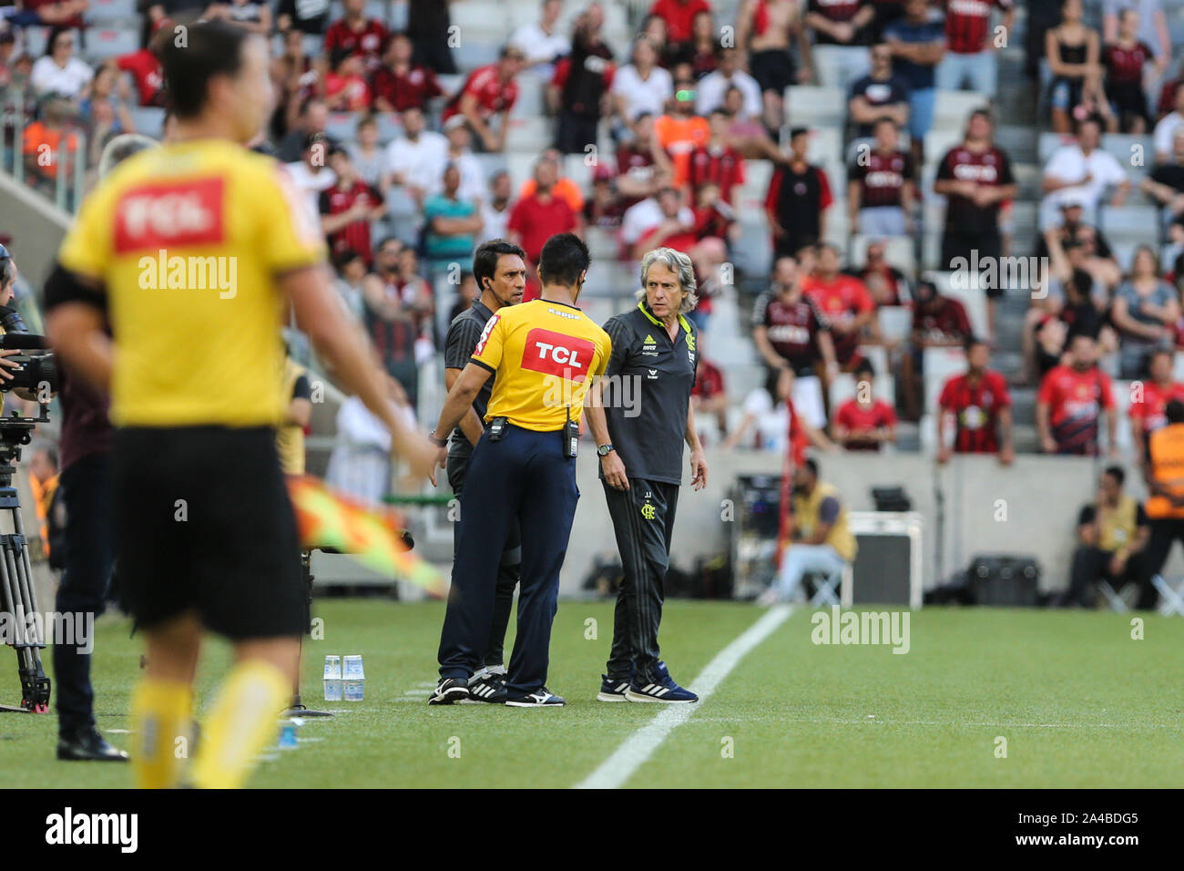 Brasilien. 13 Okt, 2019. PR - Brasileirão-/ATLÉTICO X FLAMENGO - ESPORTES - Técnico Jorge Jesus tun Flamengo durante Partida do Campeonato Brasileiro 2019, na Arena da baixada, em Curitiba, Neste domingo (13). Foto: Geraldo Bubniak/AGB Kredit: Geraldo Bubniak/ZUMA Draht/Alamy leben Nachrichten Stockfoto