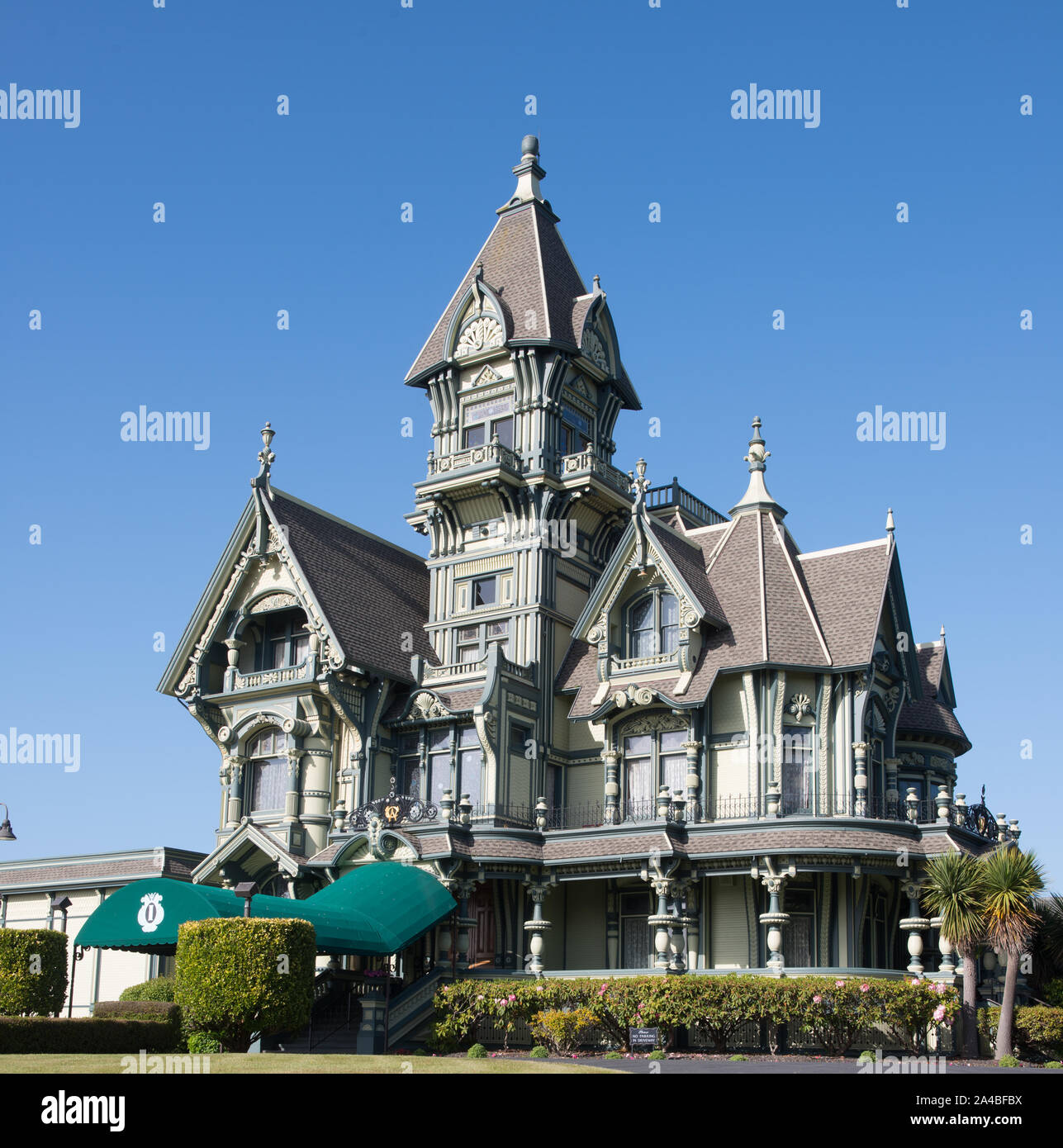 Die Carson Mansion ist ein großes viktorianisches Haus in der Altstadt, Eureka, Kalifornien Stockfoto
